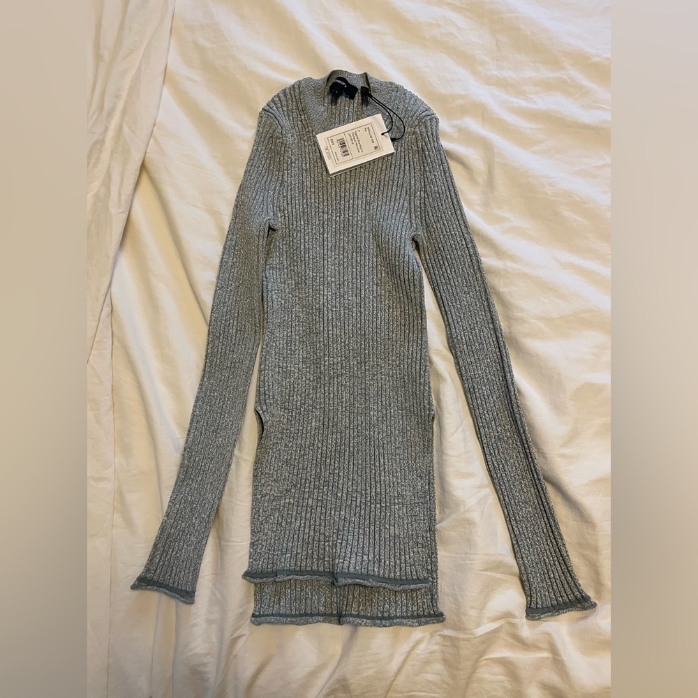 Theory mouline rib sweater in Petite, never worn, with tags.